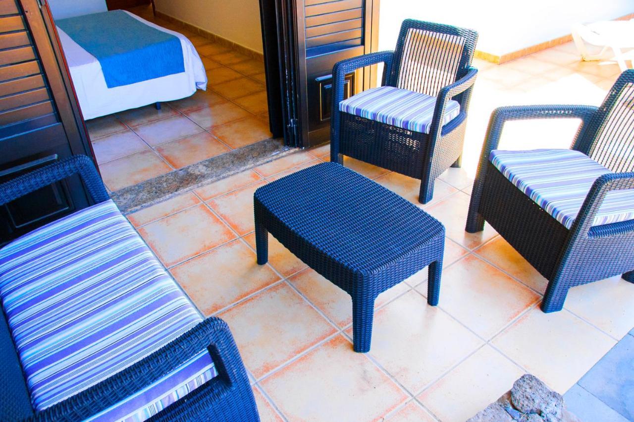 Villa Calamares With Heated Pool And Air Conditioning Плая Бланка Екстериор снимка